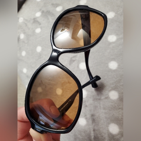 Authentic Coach Sunglasses - Picture 12 of 15